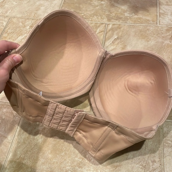 Wacoal strapless bra - Picture 2 of 3